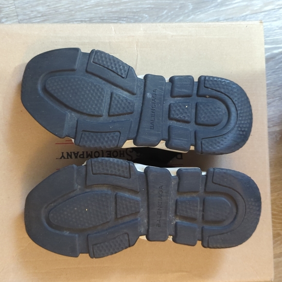 Balenciaga Women's Speed Knit Trainers in Black/White - Size 37/US 7 - Picture 10 of 10